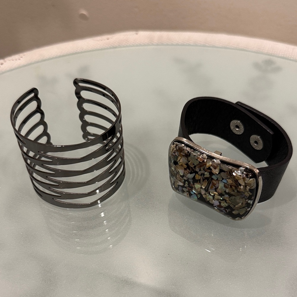 Elegant Black and Silver Women's Jewelry Set
